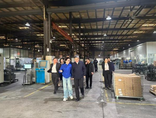 青云谱区政协领导赴江铃桥齿公司督查数字化转型提案落实情况​